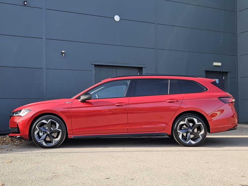 Used Skoda Superb 2025 for sale - 76332497: Photo 14