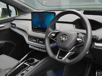 Used Skoda Enyaq 2025 for sale - 77268779: Photo