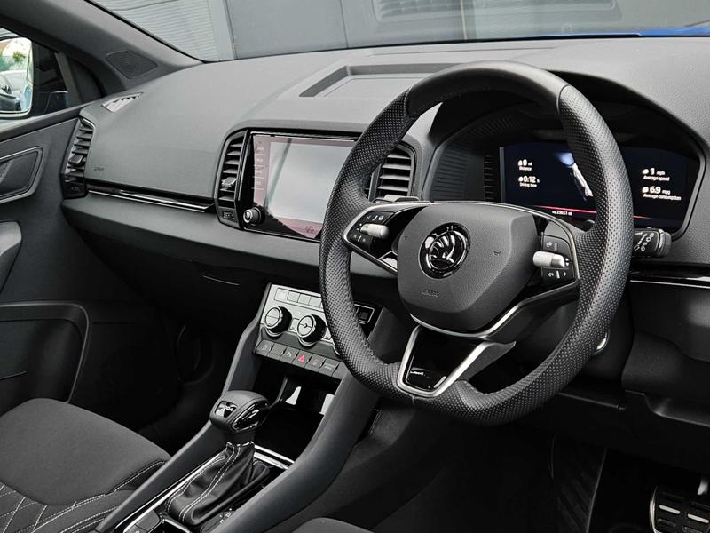 Used Skoda Karoq 2024 for sale - 76382105: Photo 2