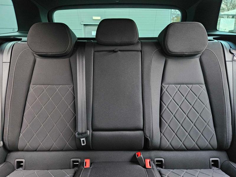 Used Skoda Karoq 2025 for sale - 77399531: Photo 14