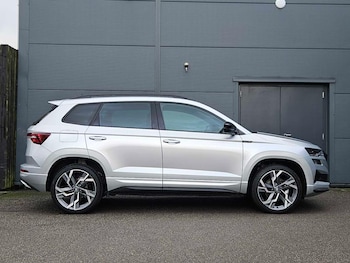 Used Skoda Karoq 2025 for sale - 77399531: Photo