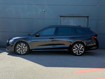 Used Skoda Octavia 2025 for sale - 78329434: Photo
