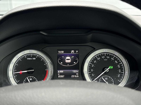 Used Skoda Karoq 2019 for sale - 76178171: Photo 31