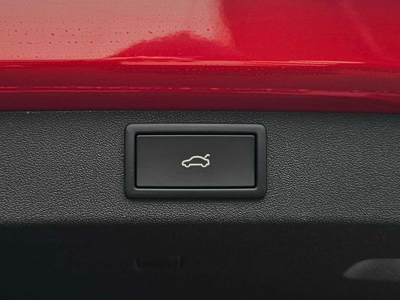 Used Skoda Enyaq 2025 for sale - 77763609: Photo 17