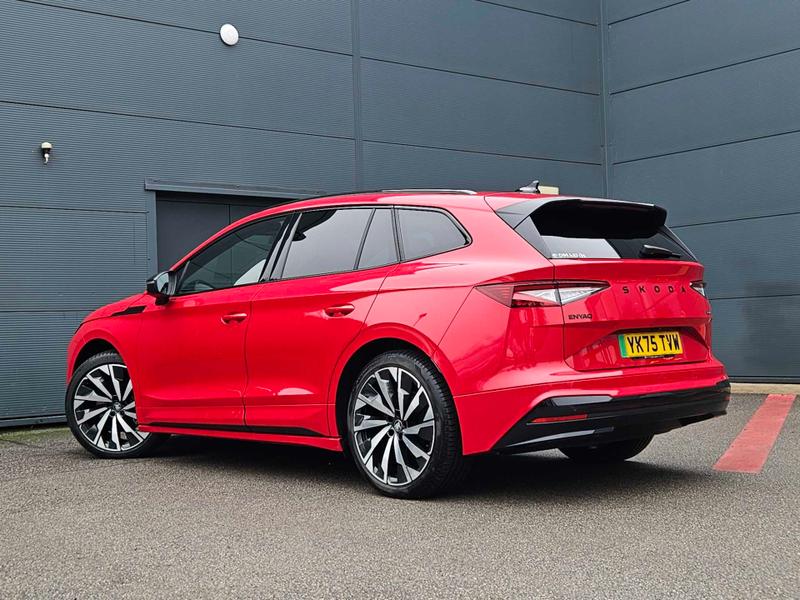 Used Skoda Enyaq 2025 for sale - 77763609: Photo 3