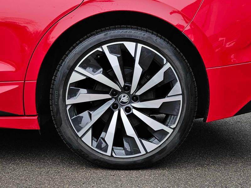 Used Skoda Enyaq 2025 for sale - 77763609: Photo 37