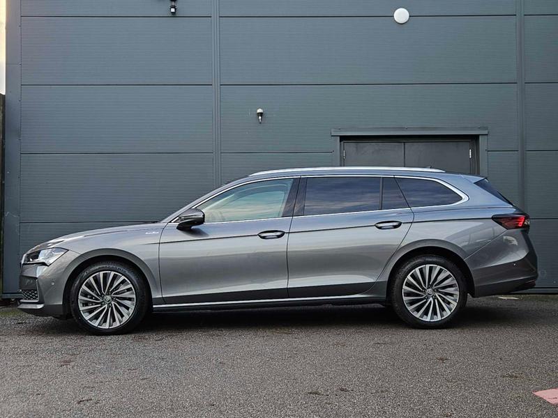 Used Skoda Superb 2024 for sale - 76758252: Photo 12