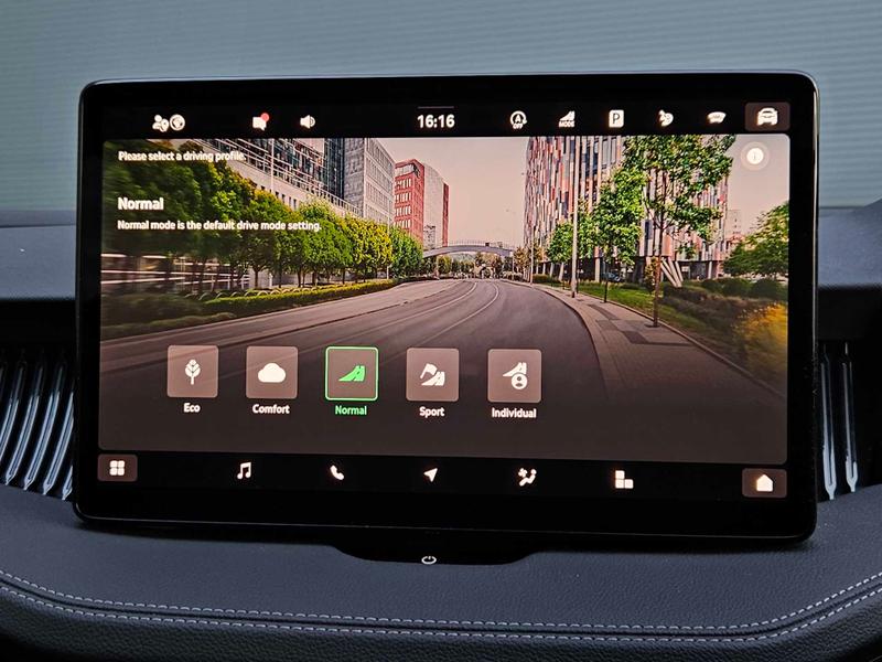 Used Skoda Superb 2024 for sale - 76758252: Photo 30