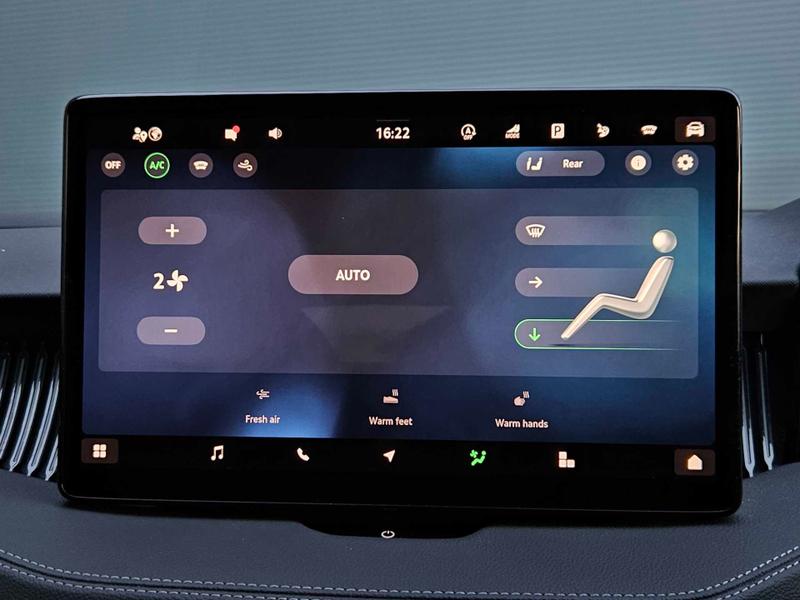 Used Skoda Superb 2024 for sale - 76758252: Photo 32