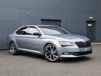 Used Skoda Superb 2020 for sale - 76410189: Photo