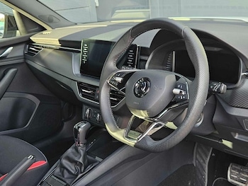 Used Skoda Kamiq 2023 for sale - 76758258: Photo