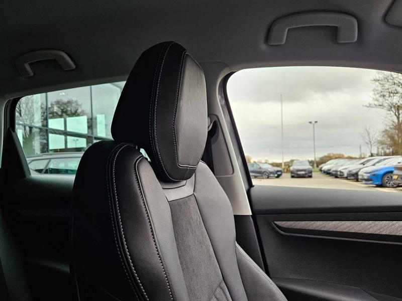 Used Skoda Karoq 2025 for sale - 76758250: Photo 15