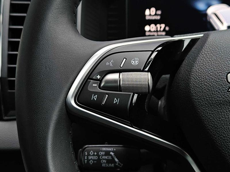 Used Skoda Karoq 2025 for sale - 76758250: Photo 18