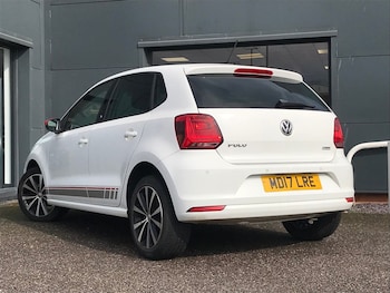 Used Volkswagen Polo 2017 for sale - 77804094: Photo