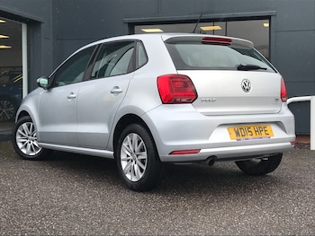 Used Volkswagen Polo 2015 for sale - 76322129: Photo