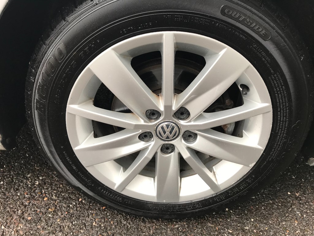 Used Volkswagen Polo 2015 for sale - 76322129: Photo 6