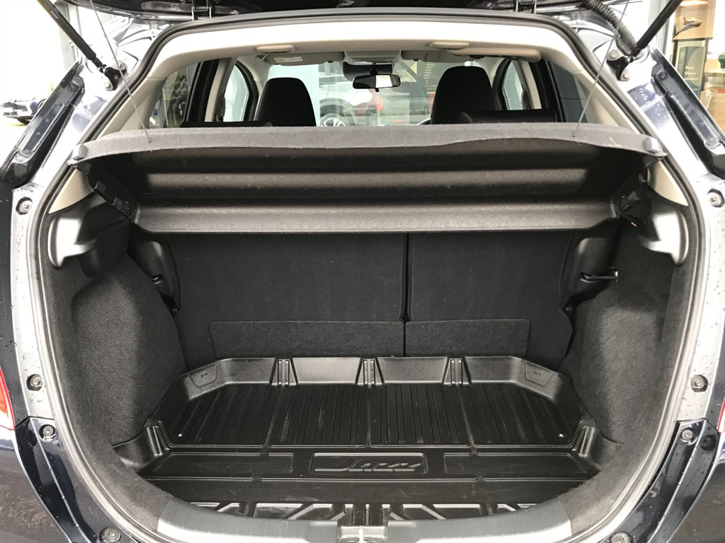 Used Honda Jazz 2019 for sale - 76466645: Photo 10