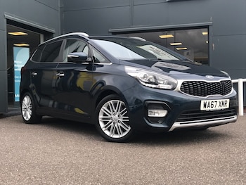 Kia - Carens