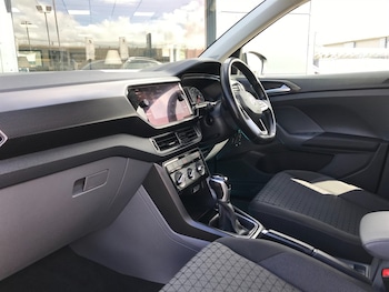 Used Volkswagen T-Cross 2020 for sale - 75726720: Photo