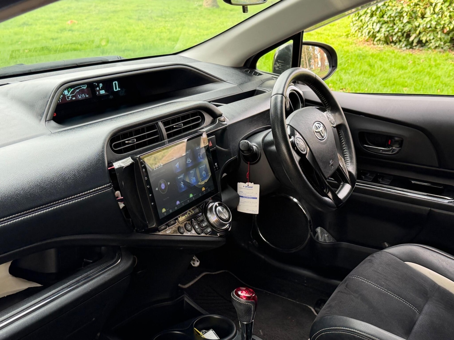 Used Toyota Aqua for sale - 77784715: Photo 11