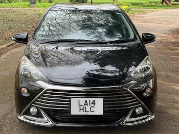 Used Toyota Aqua 2014 for sale - 77784715: Photo