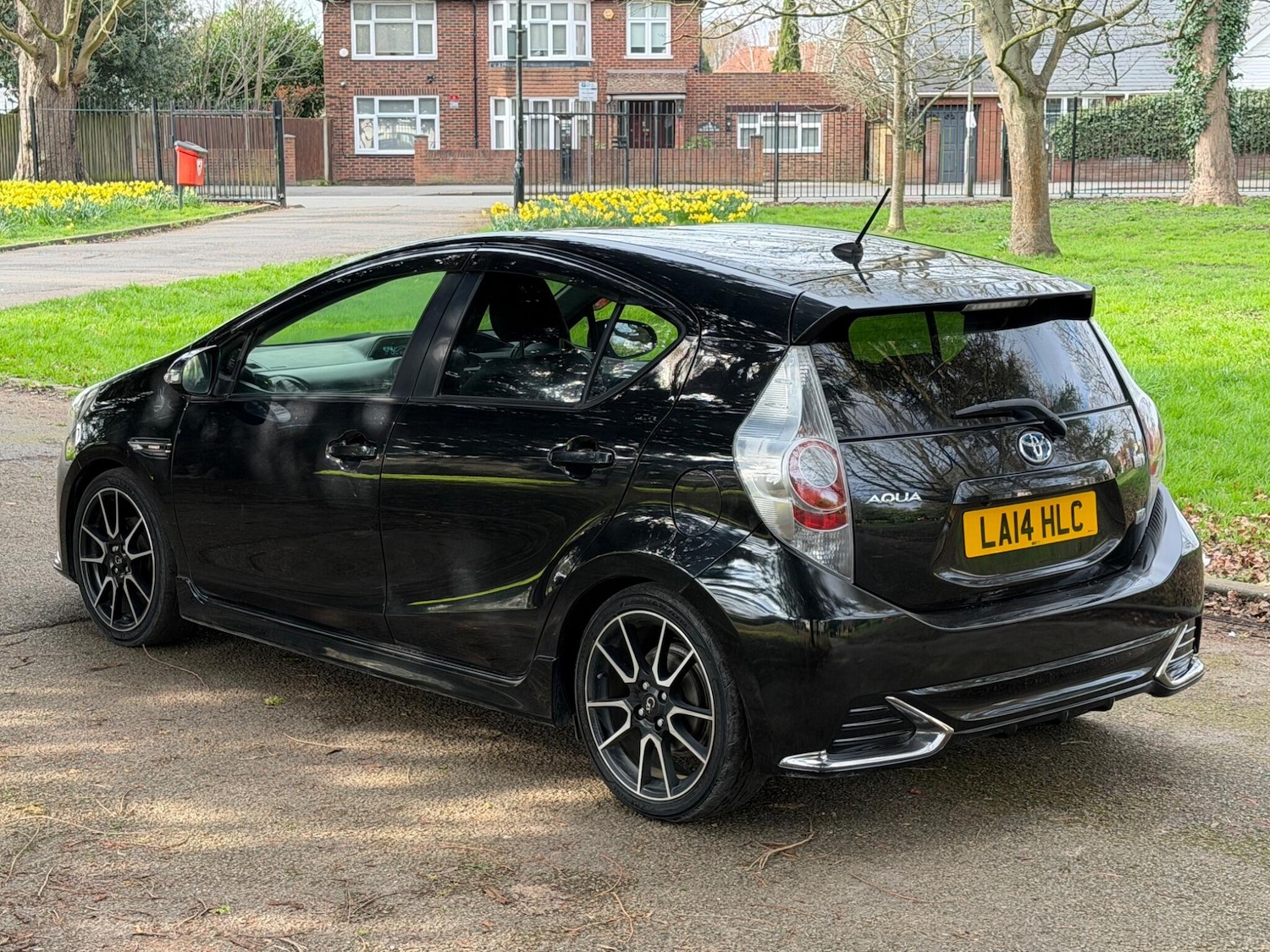 Used Toyota Aqua for sale - 77784715: Photo 4