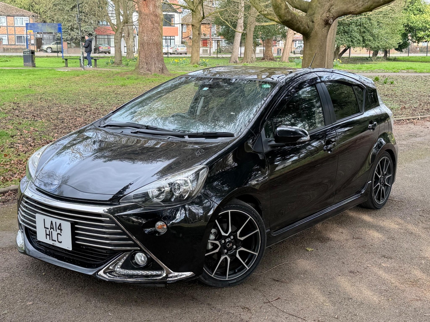 Used Toyota Aqua for sale - 77784715: Photo 6