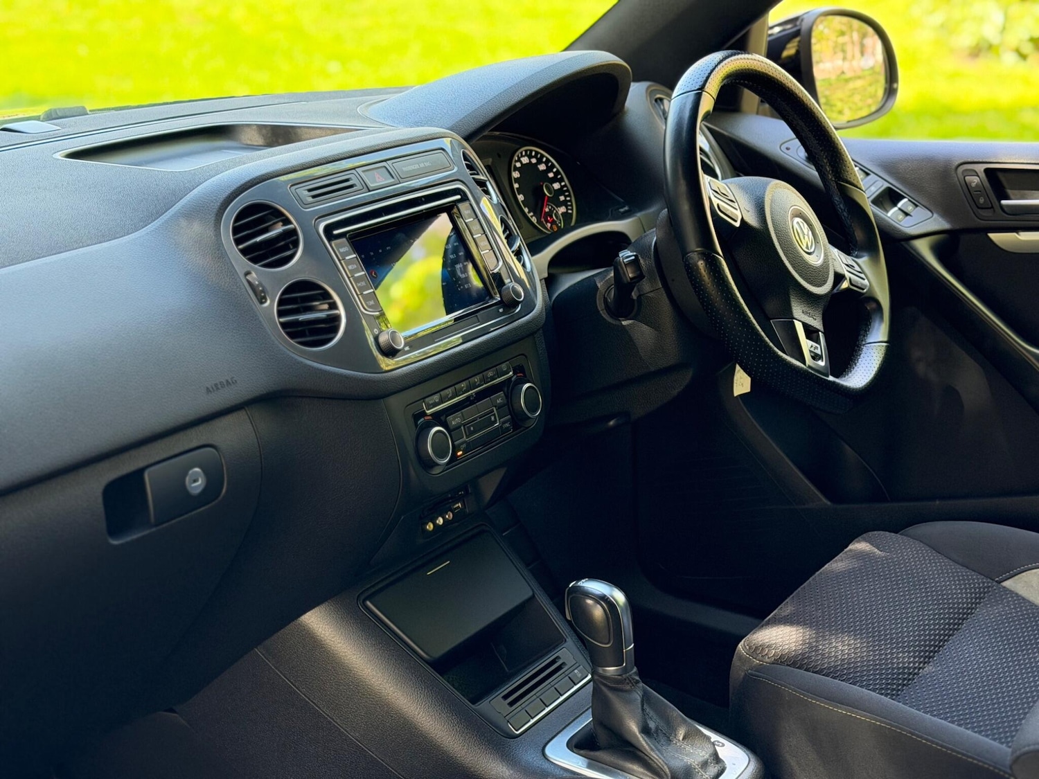 Used Volkswagen Tiguan for sale - 78220099: Photo 11