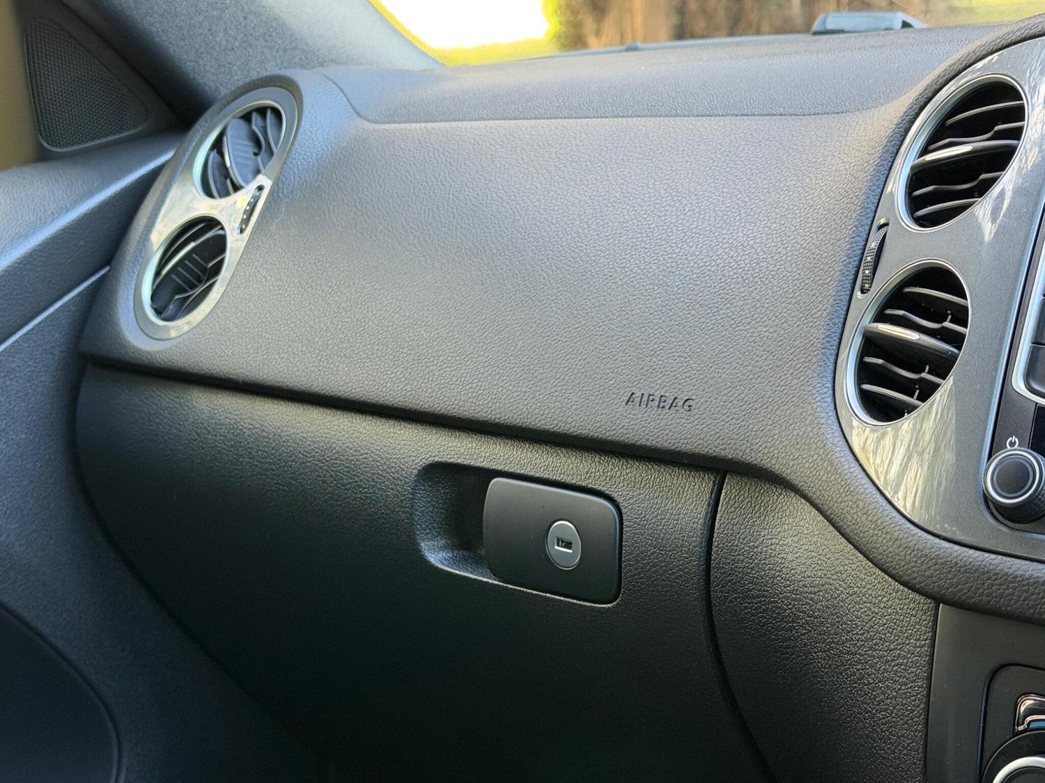 Used Volkswagen Tiguan for sale - 78220099: Photo 25