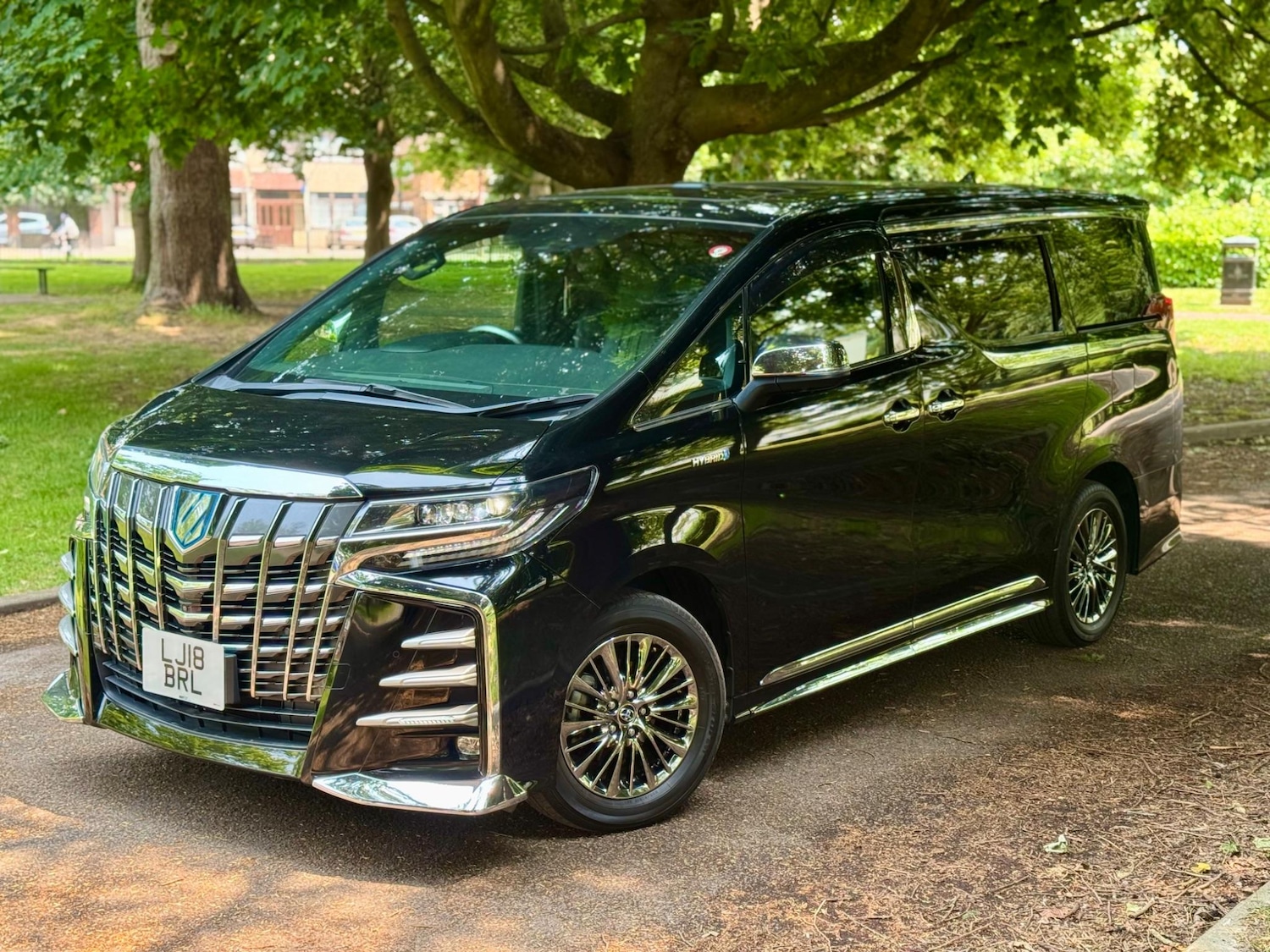 Used Toyota Alphard for sale - 76994389: Photo 3