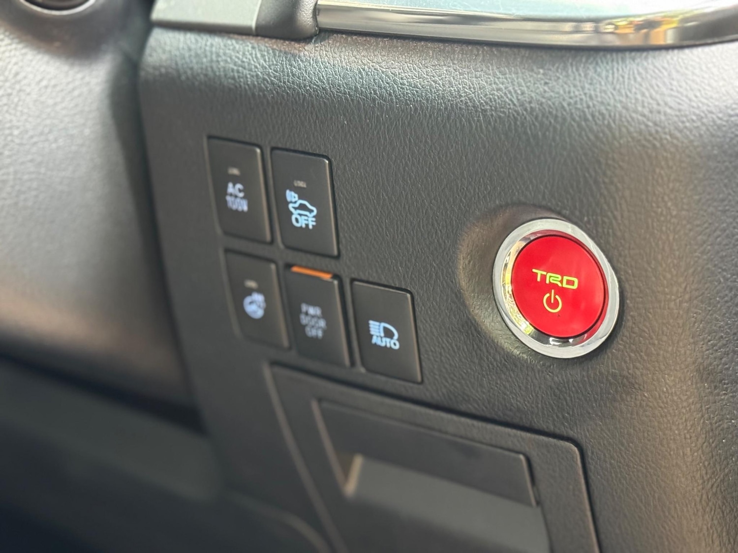 Used Toyota Alphard for sale - 76994389: Photo 31