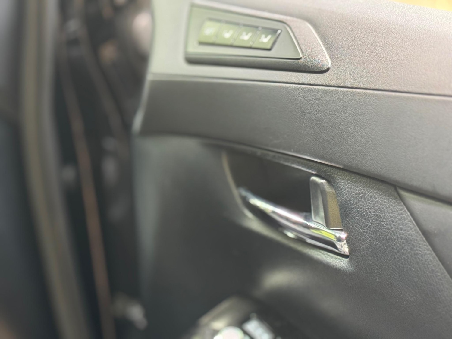 Used Toyota Alphard for sale - 76994389: Photo 32