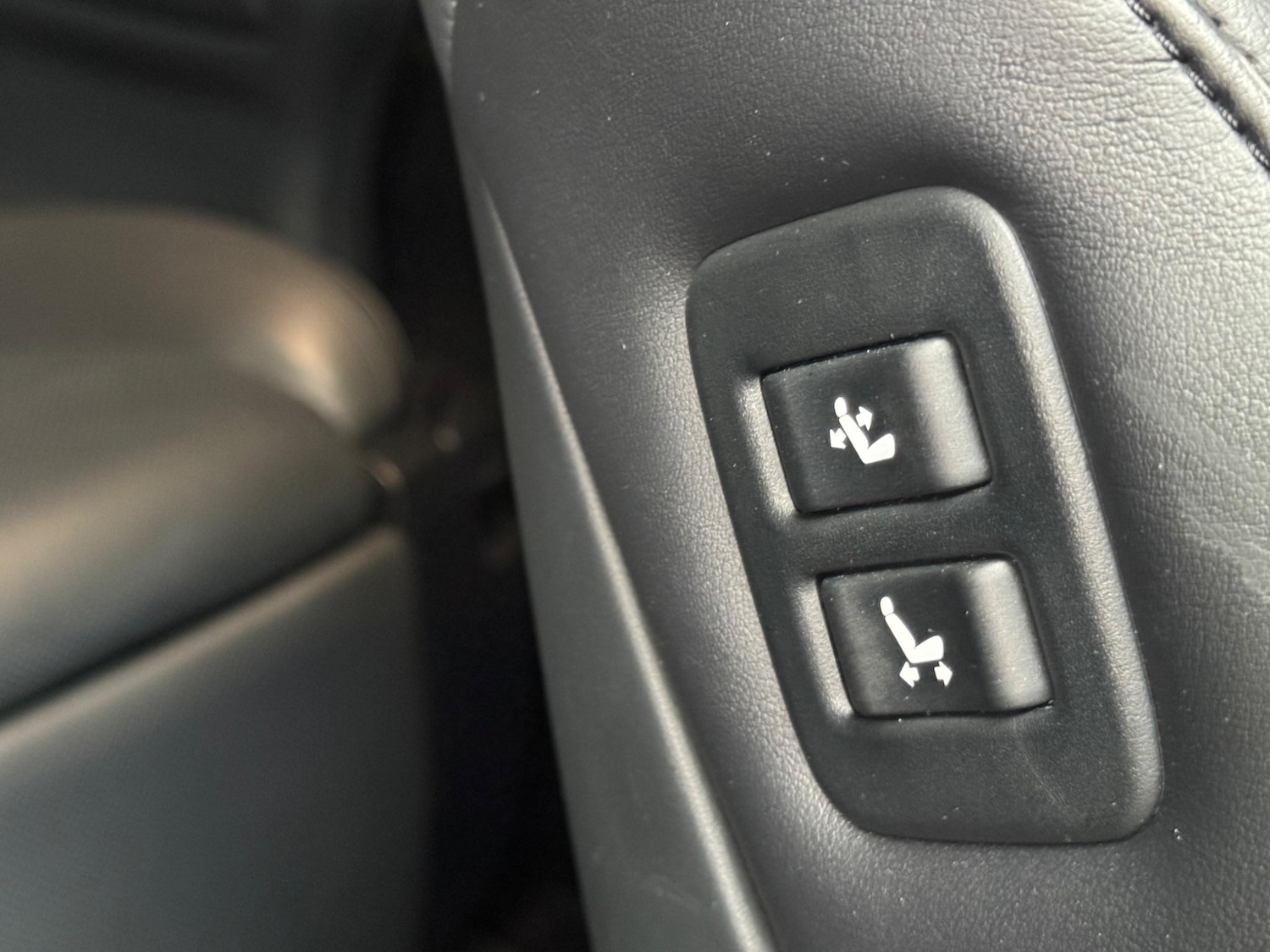 Used Toyota Alphard for sale - 76994389: Photo 40