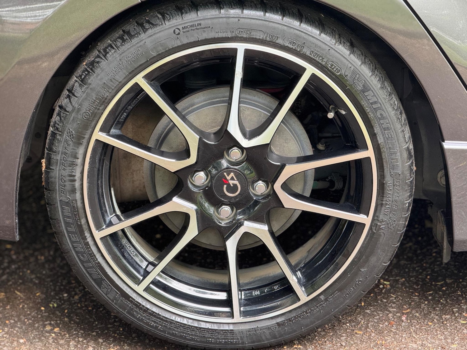 Used Toyota Aqua for sale - 77696844: Photo 24