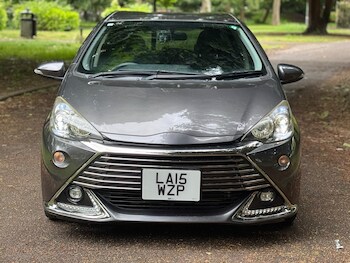Used Toyota Aqua 2015 for sale - 77696844: Photo