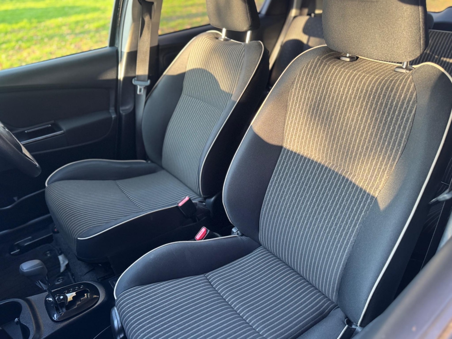 Used Toyota Yaris for sale - 76550972: Photo 12