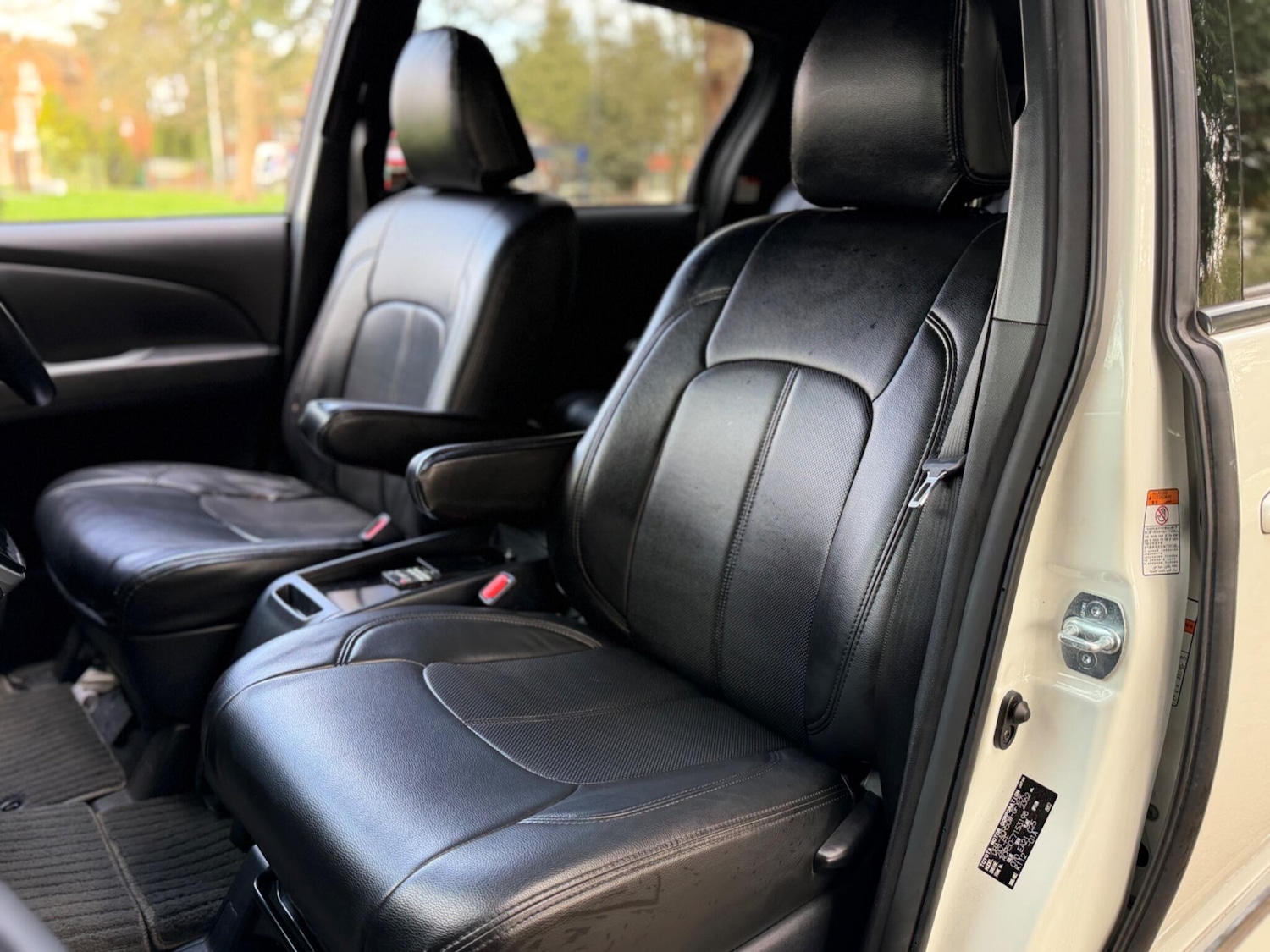 Used Toyota Estima for sale - 77768826: Photo 22