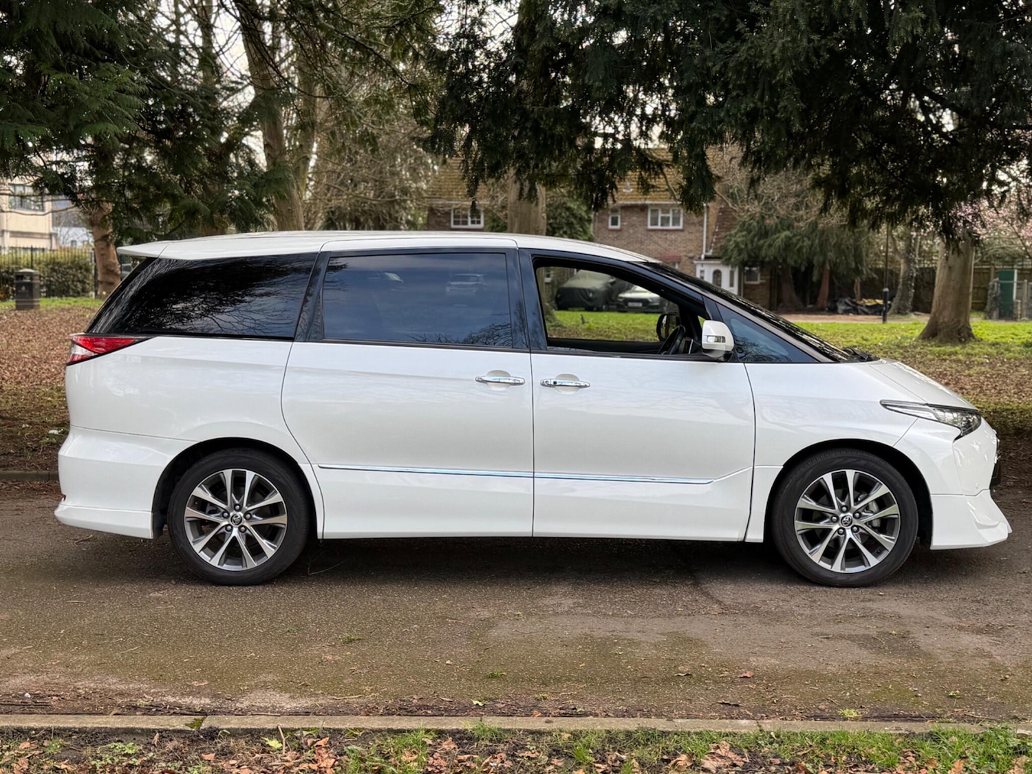 Used Toyota Estima for sale - 77768826: Photo 8