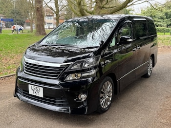 Used Toyota Vellfire 2014 for sale - 79609292: Photo