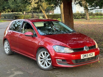 Used Volkswagen Golf 2015 for sale - 77683636: Photo