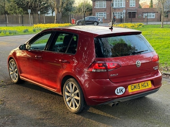Used Volkswagen Golf 2015 for sale - 77683636: Photo