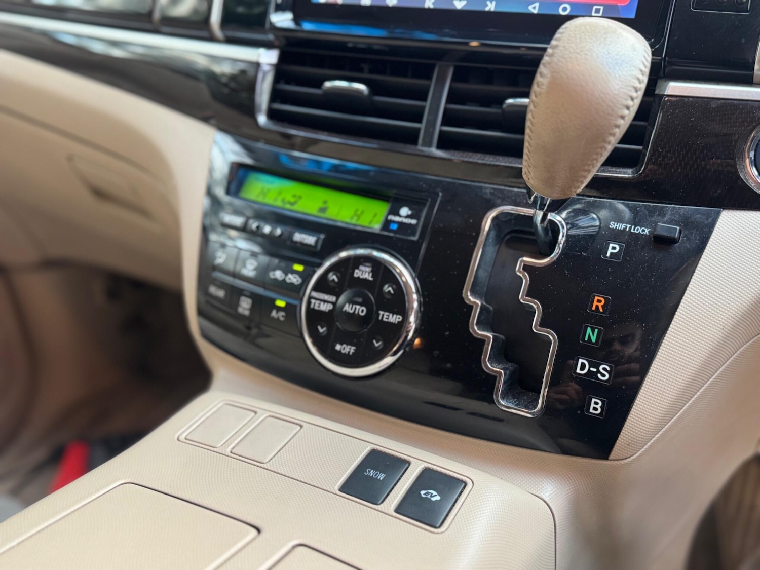 Used Toyota Estima for sale - 76994374: Photo 24