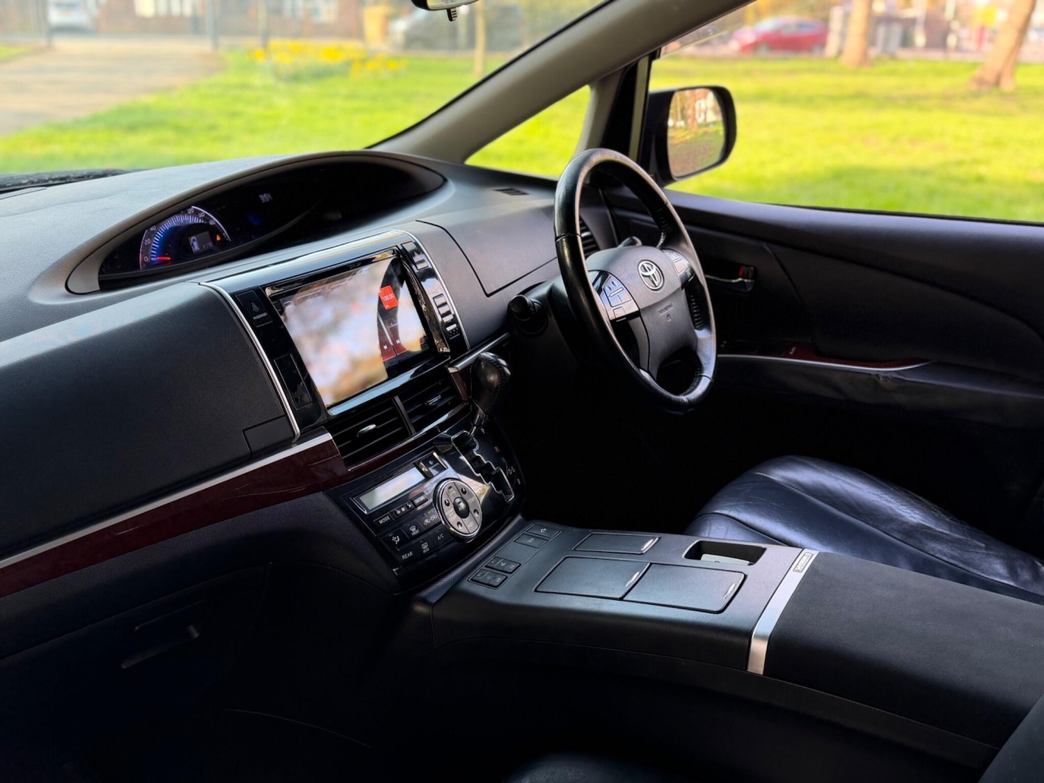 Used Toyota Estima for sale - 77783347: Photo 13