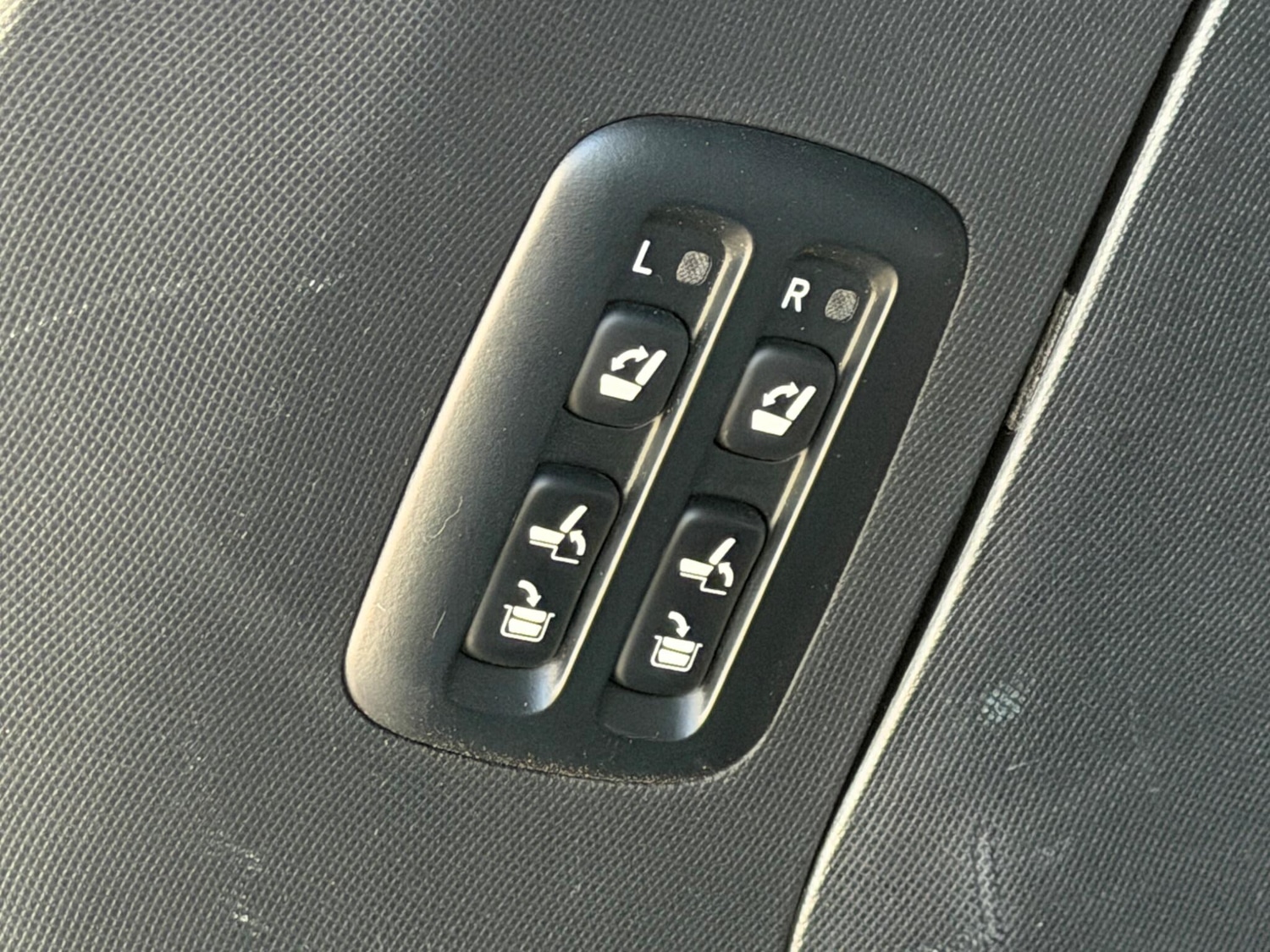 Used Toyota Estima for sale - 77783347: Photo 15