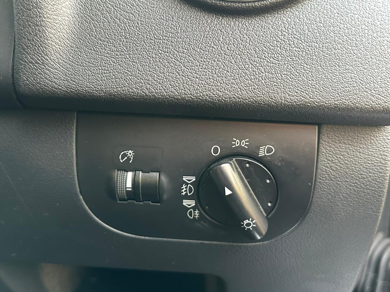 Used Audi TT 2006 for sale - 77359122: Photo 24