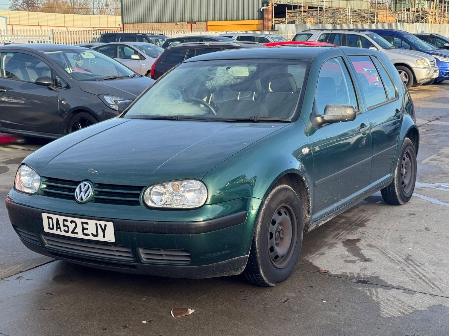 Used Volkswagen Golf 2002 for sale - 76936438: Photo 3