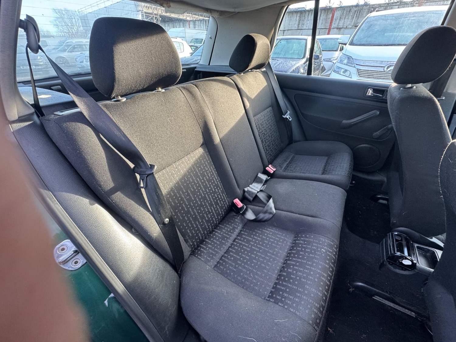 Used Volkswagen Golf 2002 for sale - 76936438: Photo 7