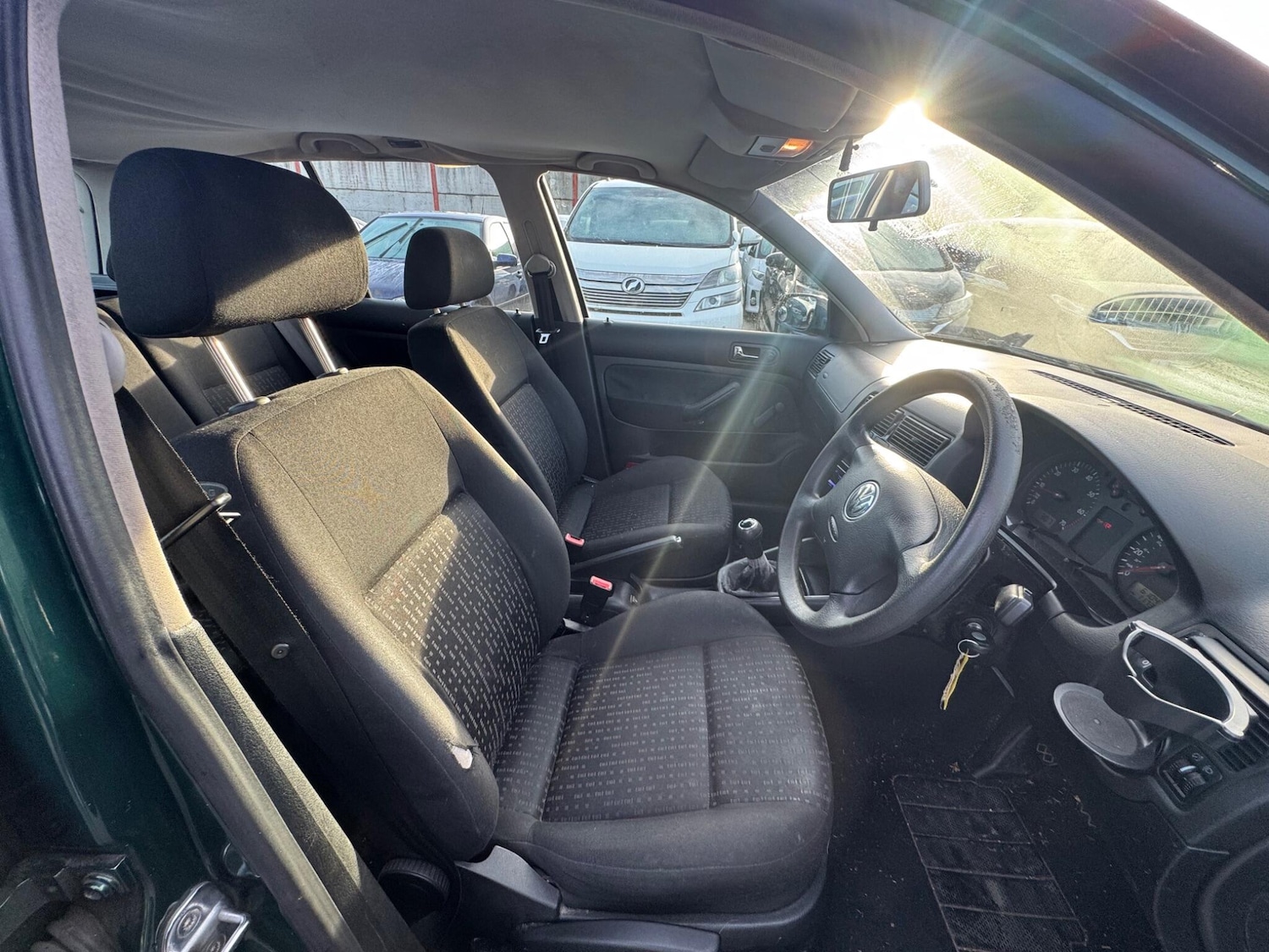 Used Volkswagen Golf 2002 for sale - 76936438: Photo 8