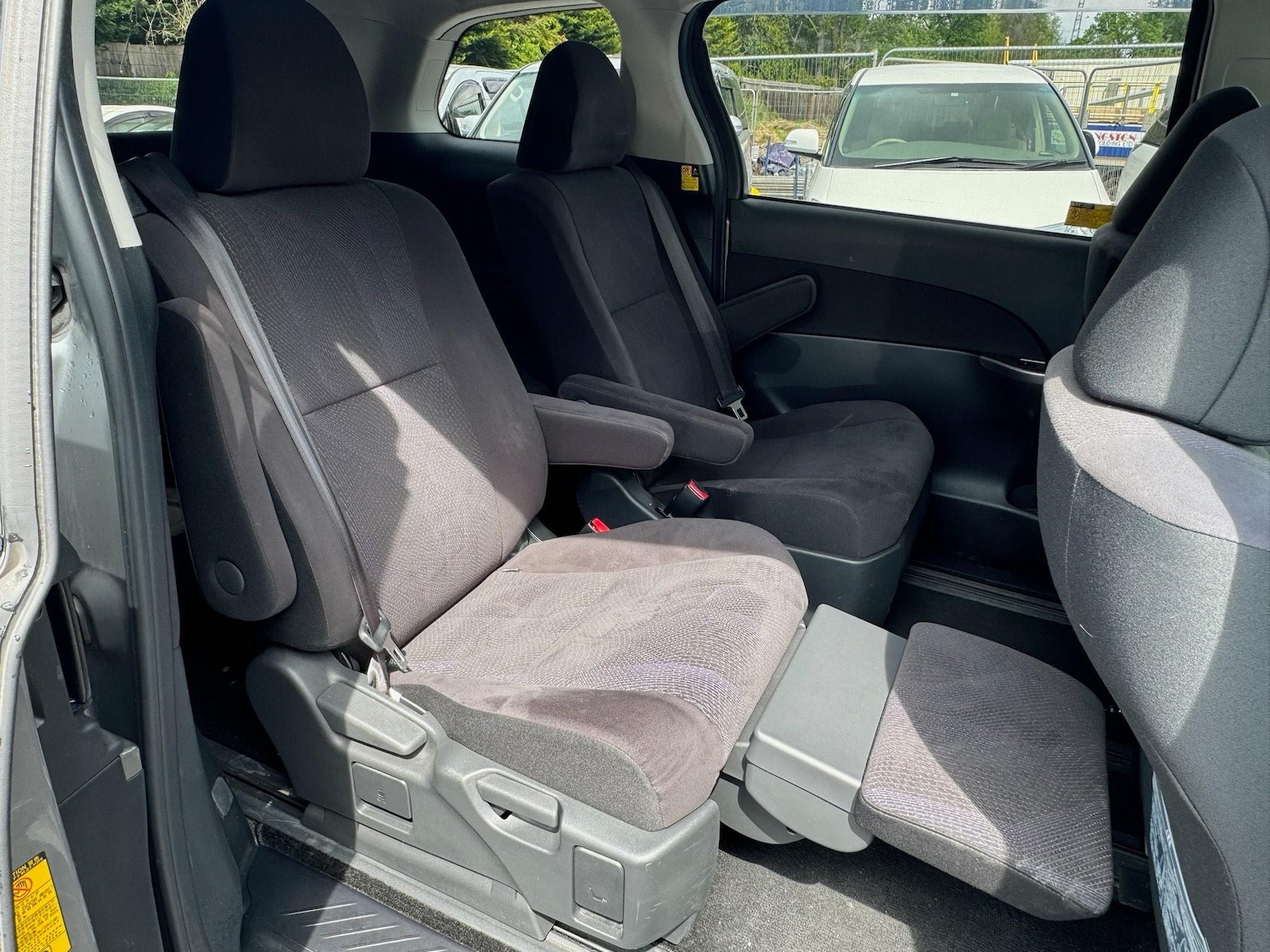 Used Toyota Estima 2023 for sale - 76549709: Photo 11