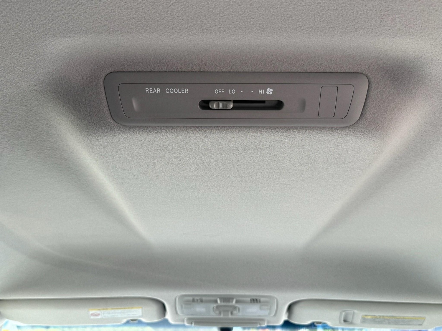 Used Toyota Estima 2023 for sale - 76549709: Photo 19